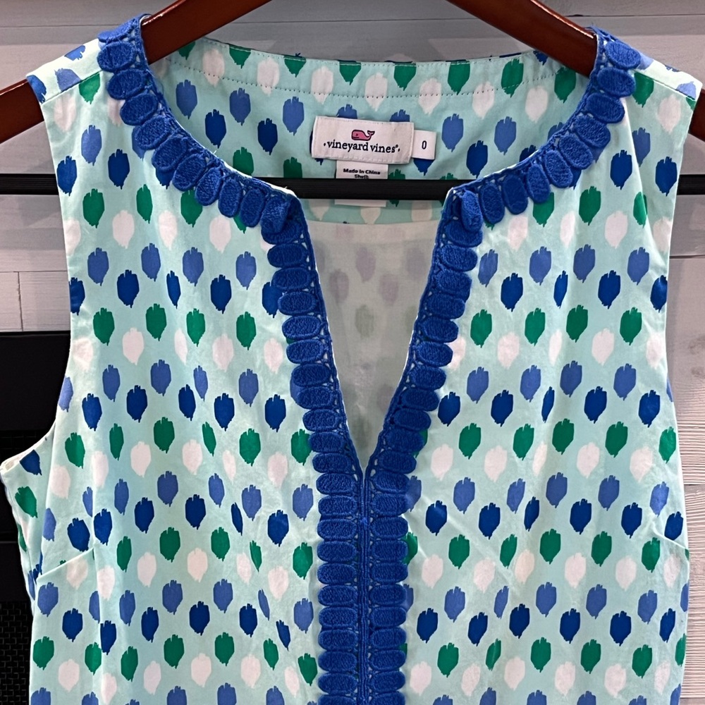 Vineyard Vines dress Size 0 fitted